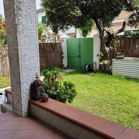 Ca Giuliana Guest house Marina Di Carrara